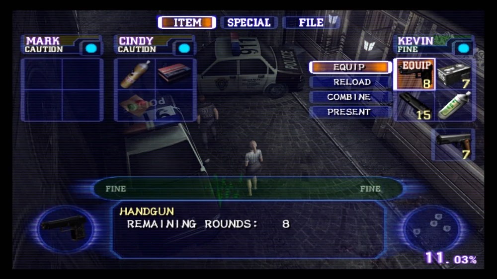 Interfaz de juego y sistema de infección en Resident Evil Outbreak PS2.